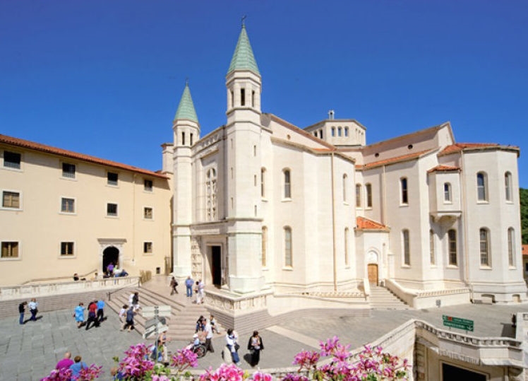 Cascia Assisi durata 2 giorni dal 21 al 22 maggio